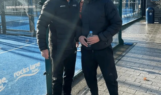 足球比赛直播-舍甫琴科被拍到练习笼式网球；他曾说和阿布的关系难再回头