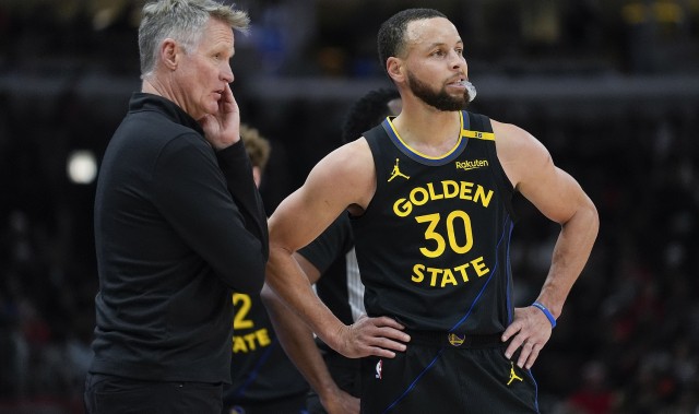 足球在线直播观看-科尔：库里很沮丧 他现在在做投篮训练&amp;状态还达不到参加训练程度