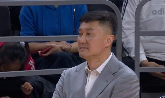 足球在线直播观看-打不过就打架？上海强援发声，矛头对准杜锋，山西强援落井下石