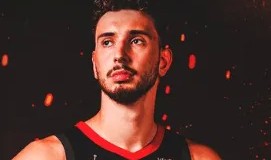 火箭首发：汤普森、史密斯、杜兰特、奥科吉、申京